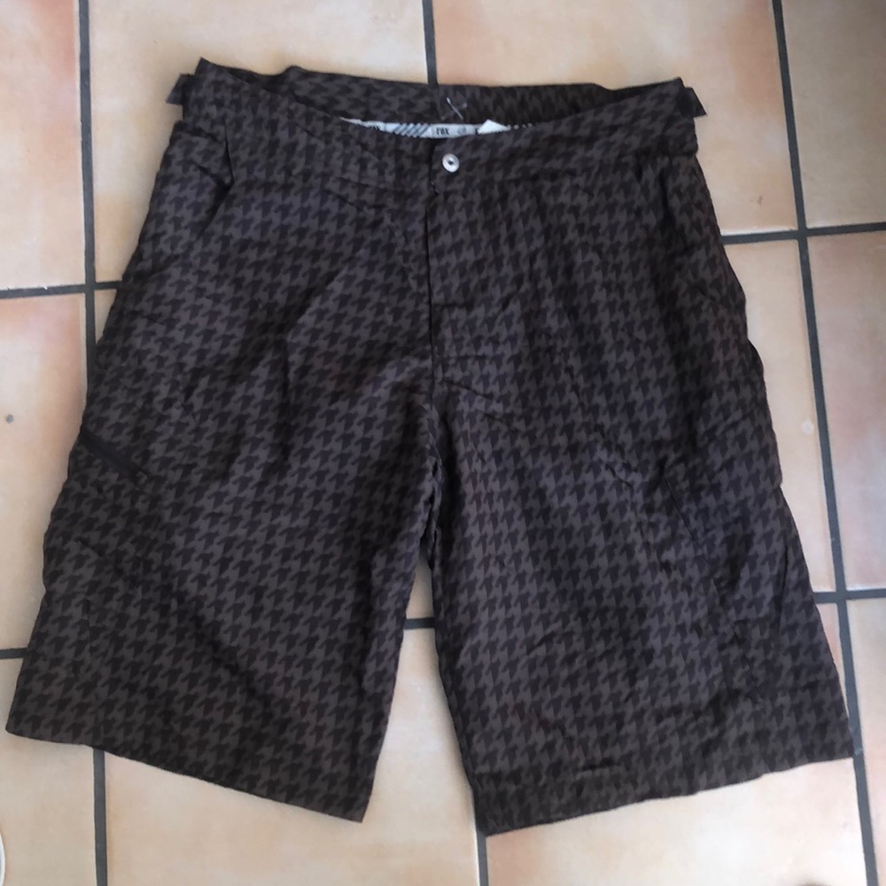 FOX mountain biking shorts with padded seat